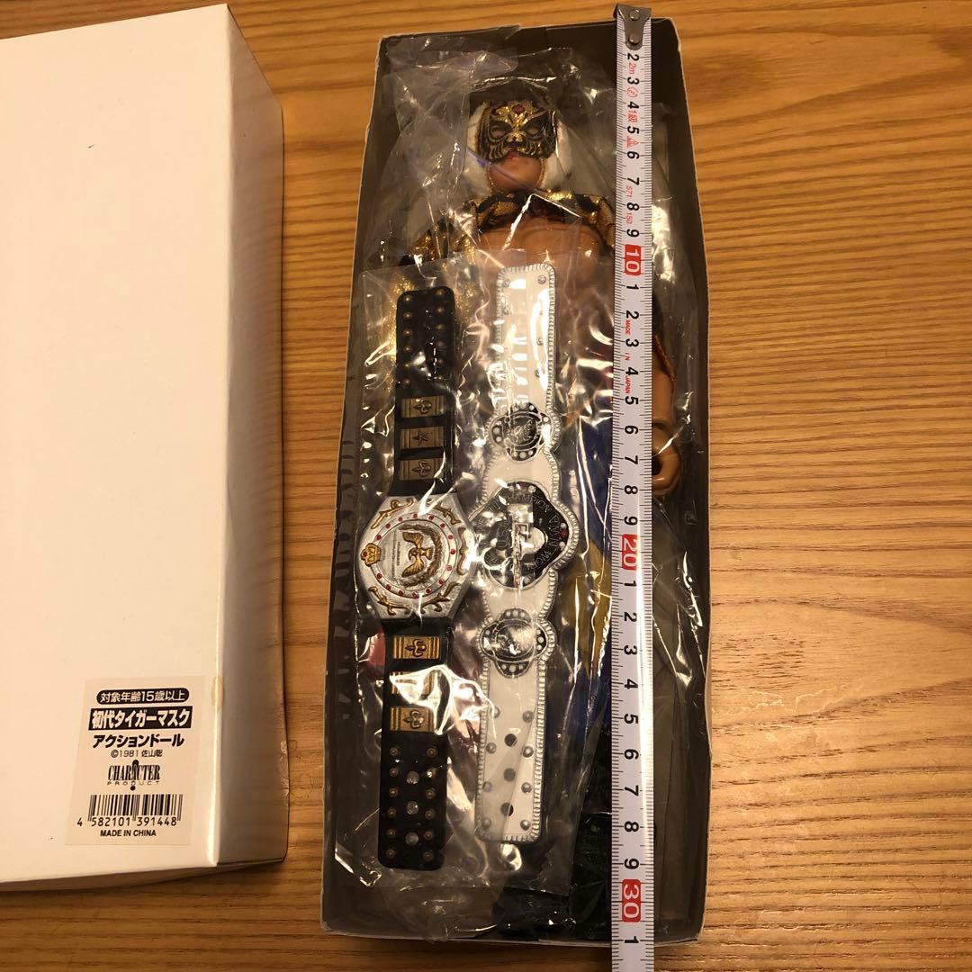 tｉ佐山サトルサイン入初代タイガーマスクアクションドール限定フィギュア