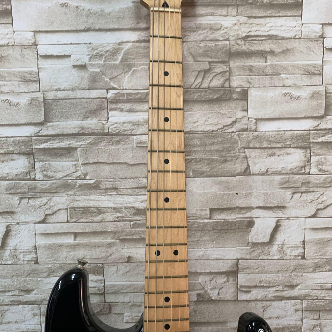 Fender stratocaster フェンダー　エレキ