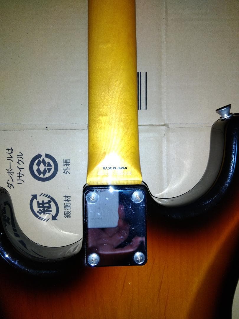 Classic Special 60s Stratocasterのボディとネック