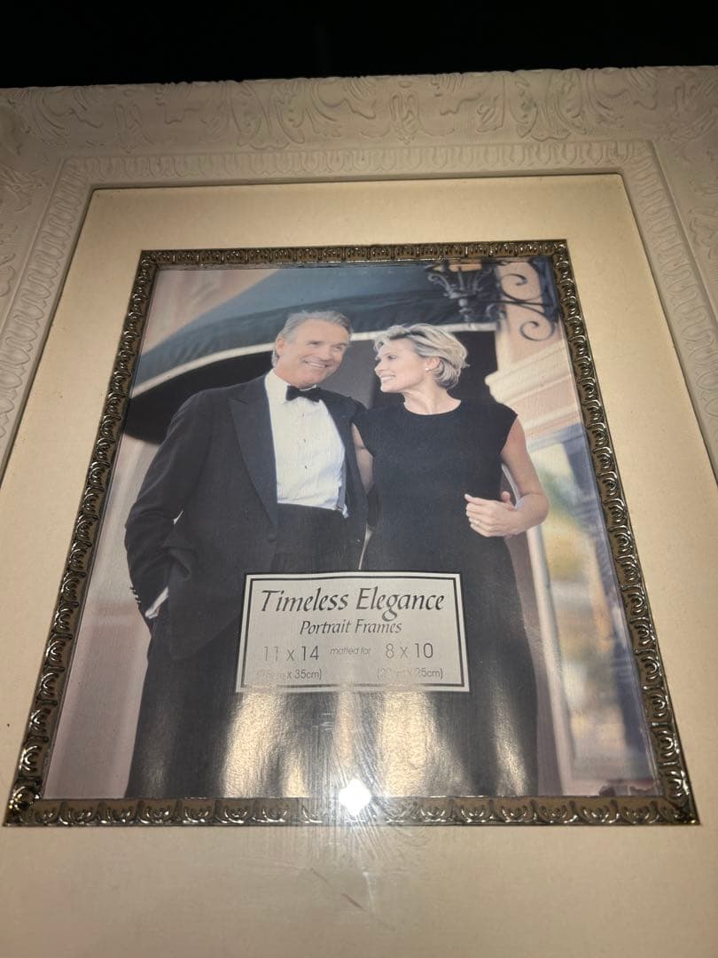 アンティーク額縁‼️ シャービー・デザイン額縁　マットホワイト　大サイズ