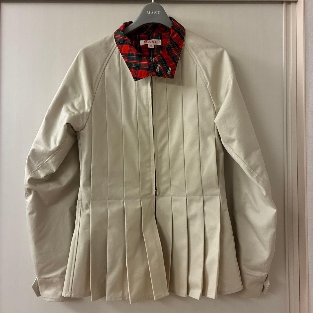 【初売り特別プライス美品】MASU knight swing top 44サイズ