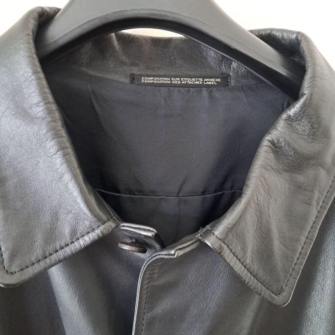 黒レザージャケット ボタン留め 襟付き