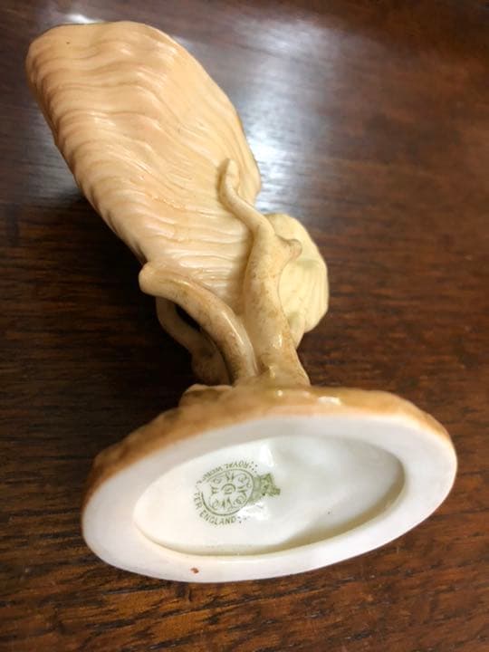 ロイヤルウースター 英国アンティーク ブラッシュアイボリー 花瓶 花器 金彩