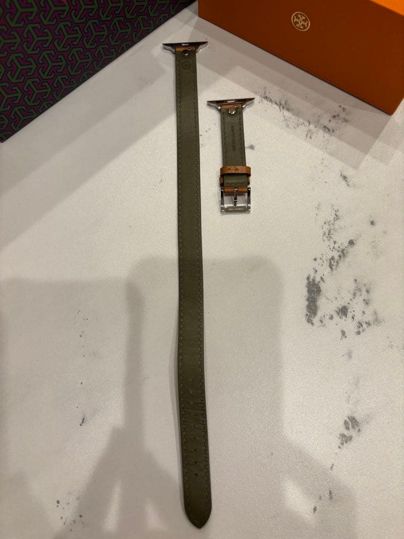 希少‼️ TORY BURCH ⭐️ Apple Watch ダブルラップTバンド⭐️