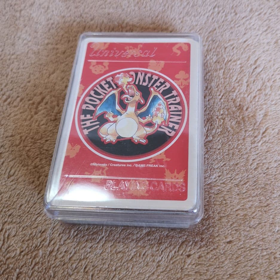 【平成レトロ　1996　希少】　初代ポケモントランプ(赤)　 Pokémon