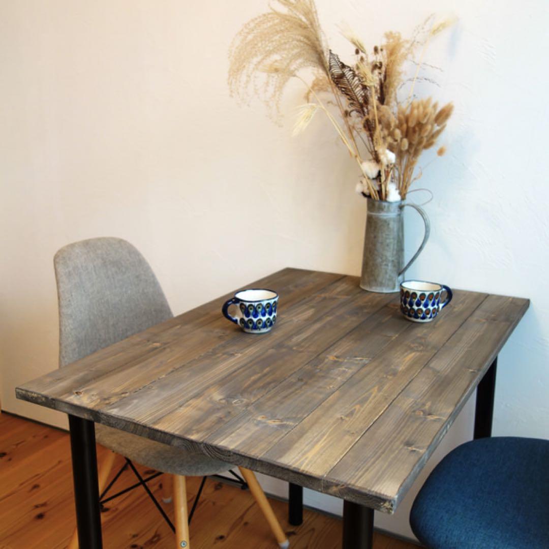 無垢材のダイニングテーブル【ハンドメイド家具】　D