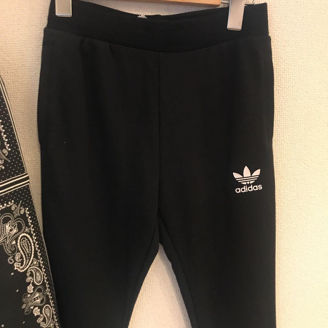 新品US購入！アディダスオリジナルスセットアップ130cm/ペイズリー日本未発売