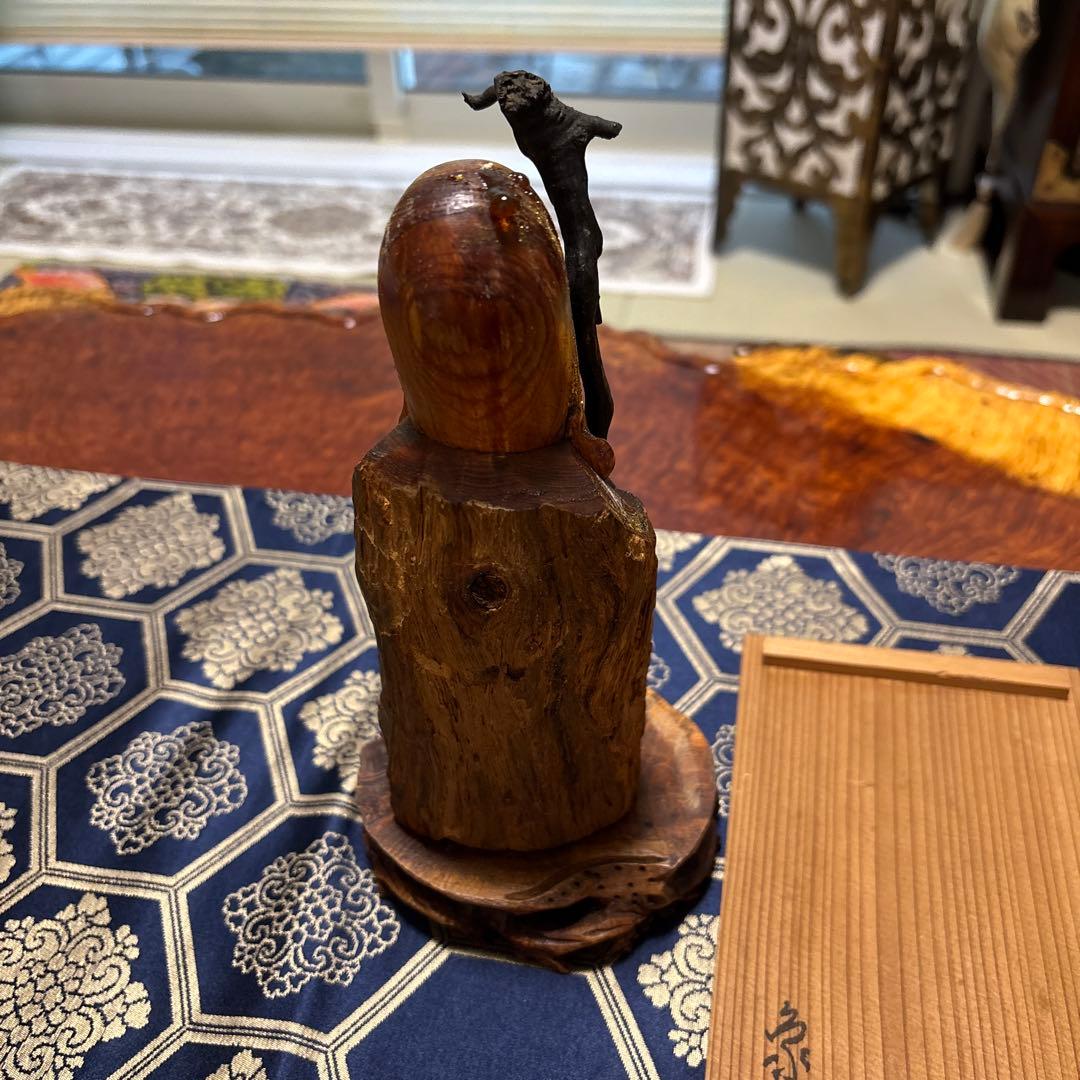 木製老人彫刻 杖付き 伝統的