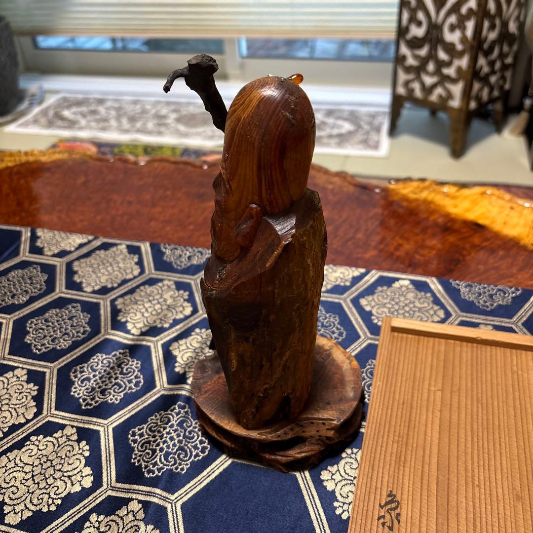 木製老人彫刻 杖付き 伝統的