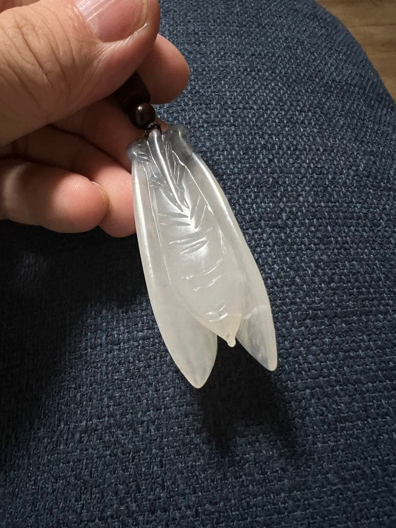 高品質 玉石彫刻 蝉　ペンダント　コレクション 送料無料