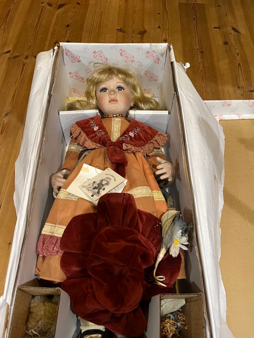 ビスクドール　ドイツ少女アンティークドール西洋人形cadeau ポーセリンドール