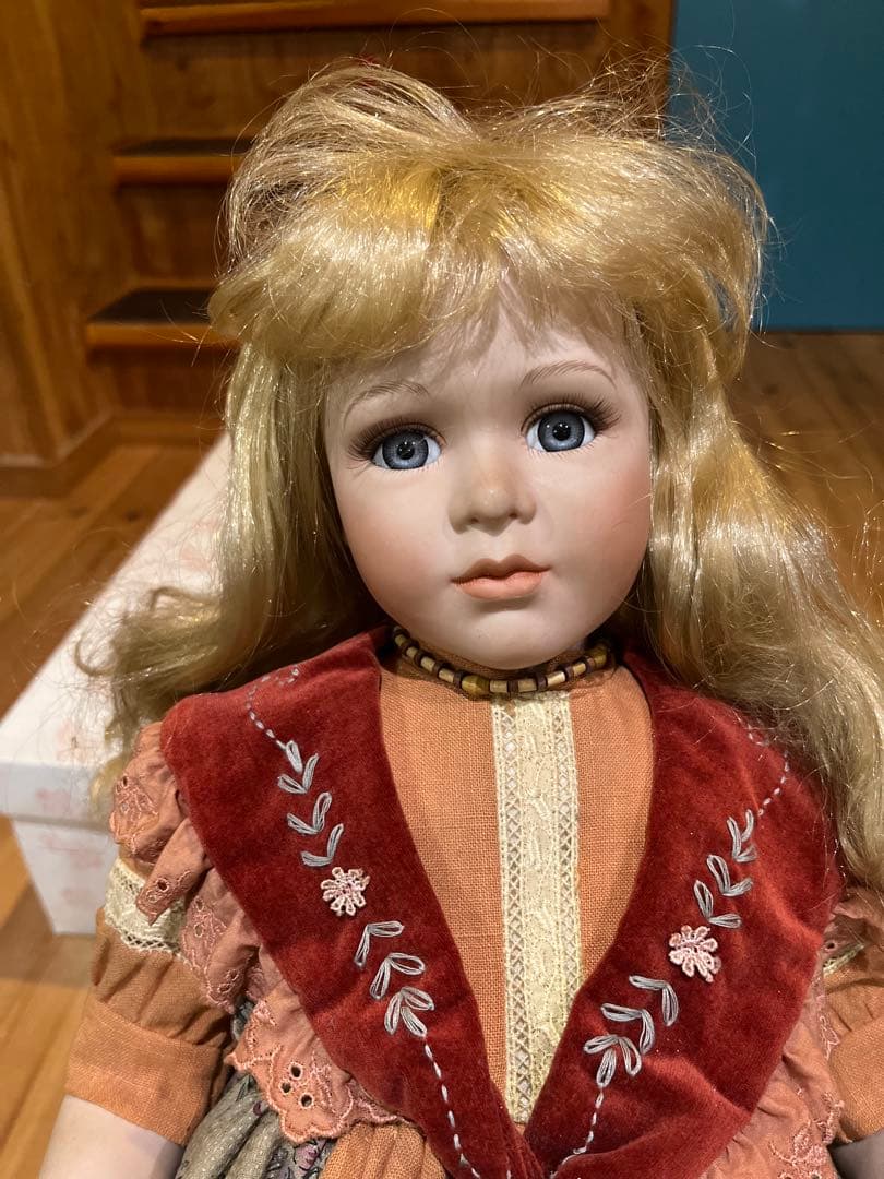 ビスクドール　ドイツ少女アンティークドール西洋人形cadeau ポーセリンドール