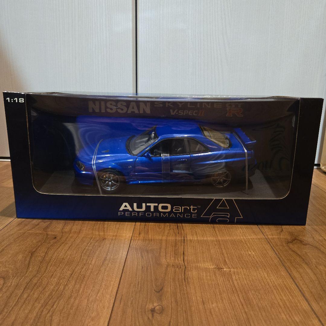 オートアート NISSAN SKYLINE V-SPEC 1:18