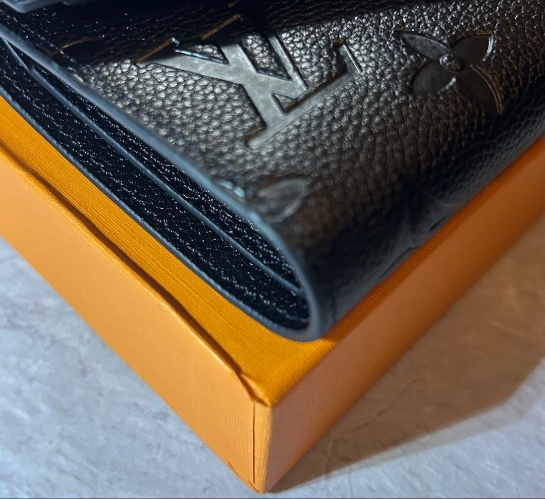 LOUIS VUITTON ポルトフォイユ・ゾエ 三つ折り財布