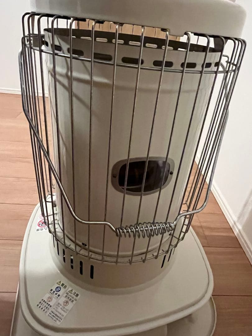 ホワイト 円筒形 ストーブ ガード付き