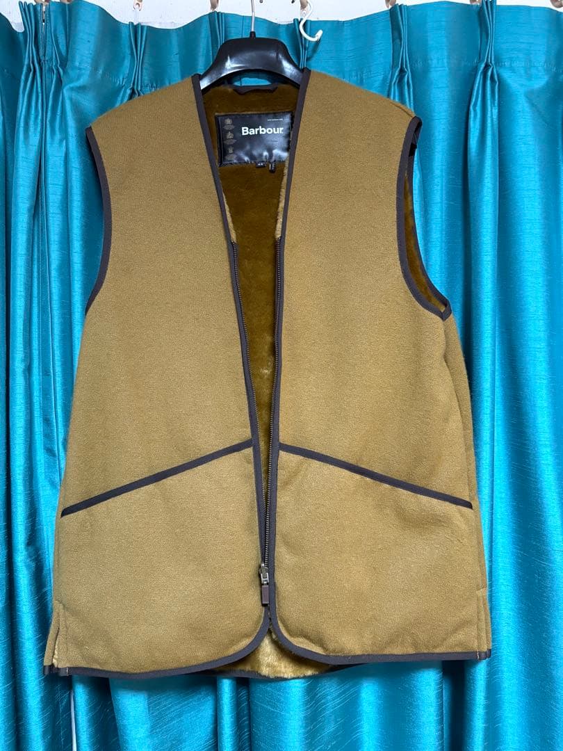 Barbour Beaufort ブラック 42 ライナー付き