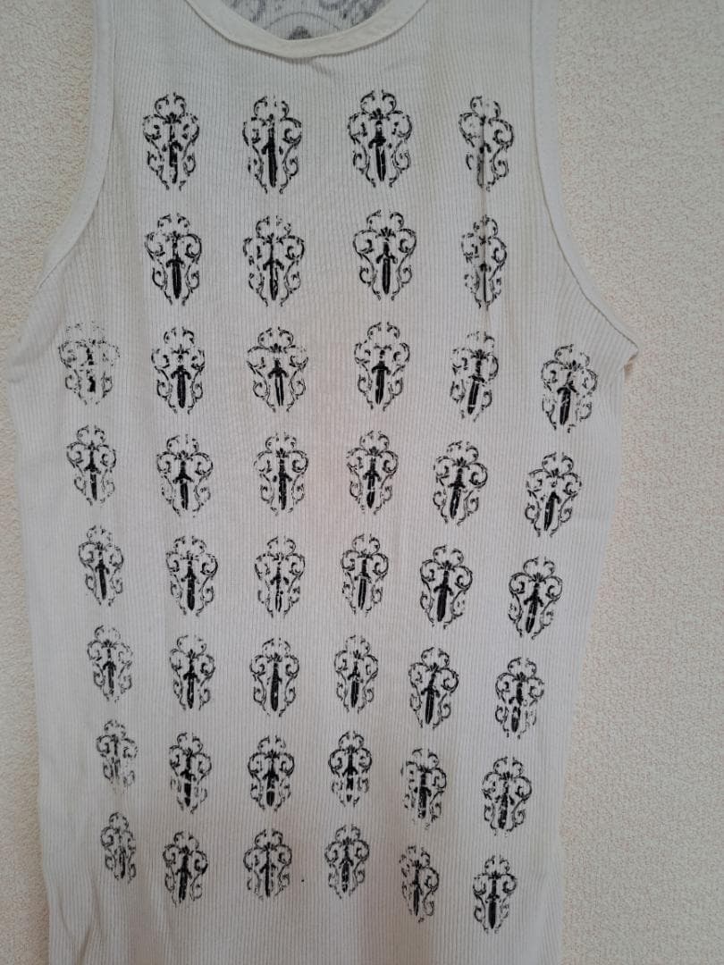 CHROME HEARTS（クロムハーツ） ダガー総柄バックフレアタンクトップ