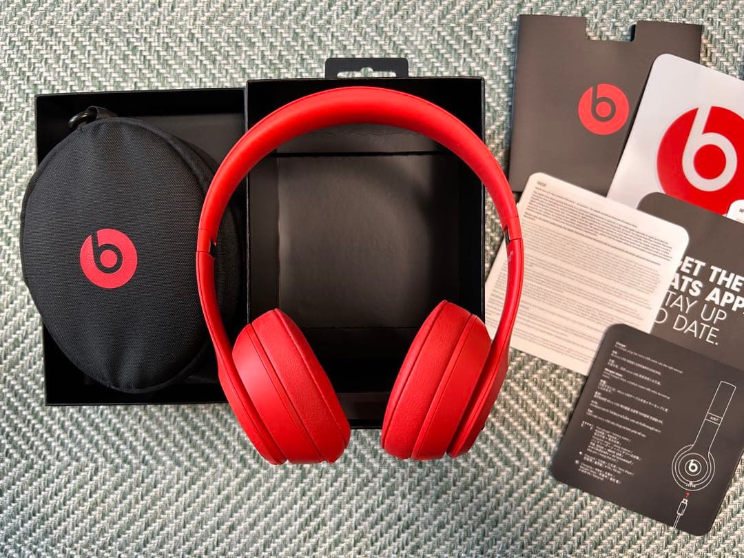 Beats Solo3 Wireless レッド