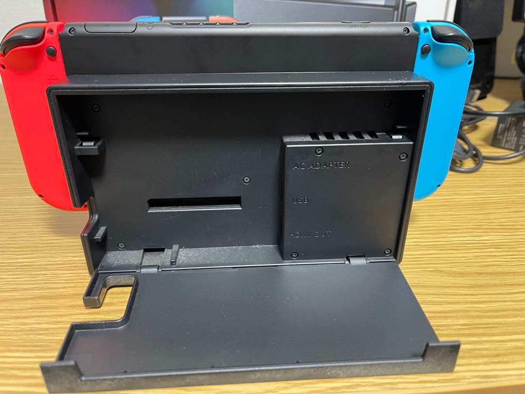 【動作確認良好！】Nintendo Switch 本体 + コントローラ付き！