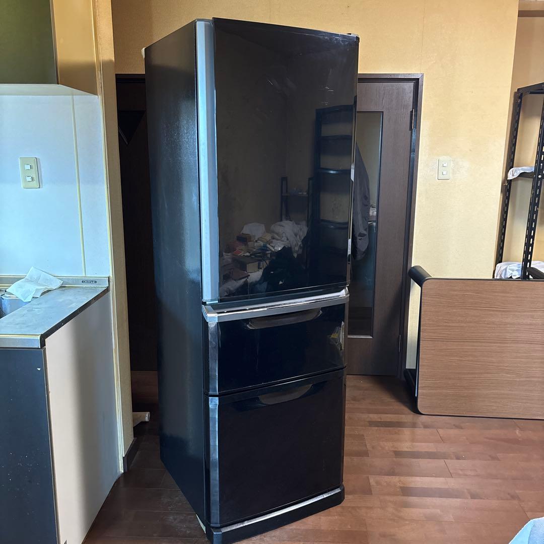 引き取り可能な方限定 三菱ブラック冷蔵庫 冷凍庫付き