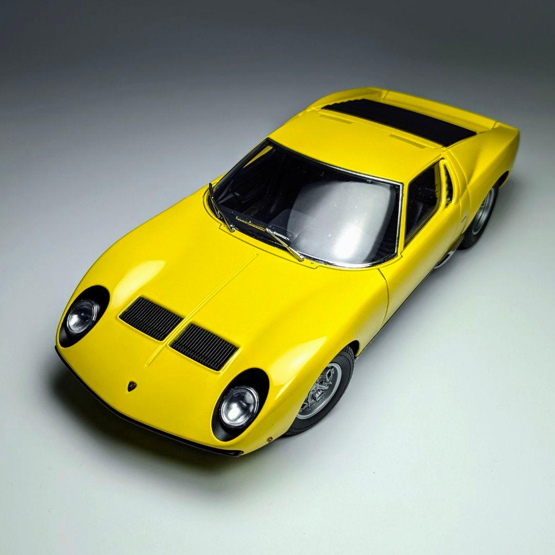 1/18 オートアート ランボルギーニ ミウラ SV イエロー