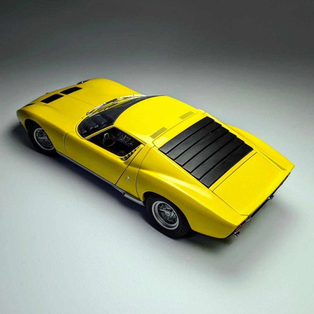 1/18 オートアート ランボルギーニ ミウラ SV イエロー
