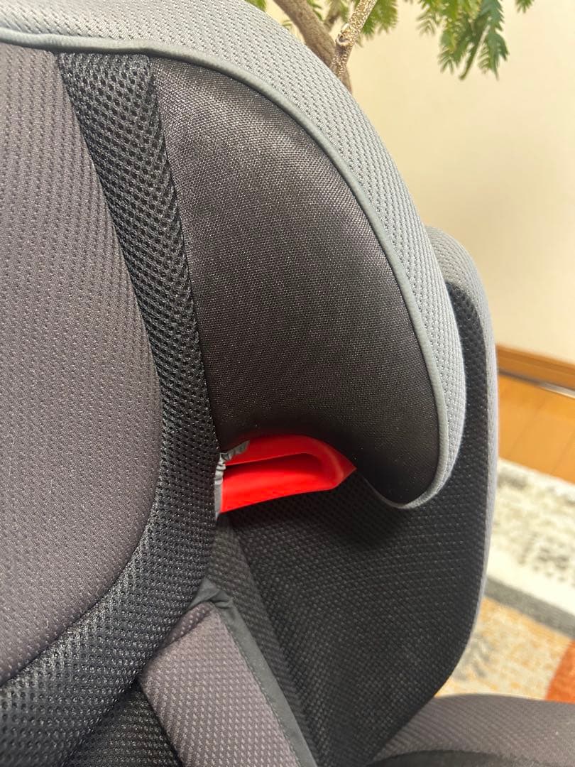 アップリカ エアグルーヴAC ジュニアシート チャイルドシート