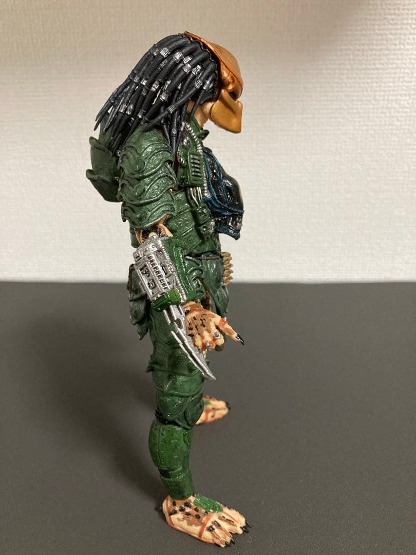 ネカ NECA ブロークンタスク　プレデター　BROKEN TUSK