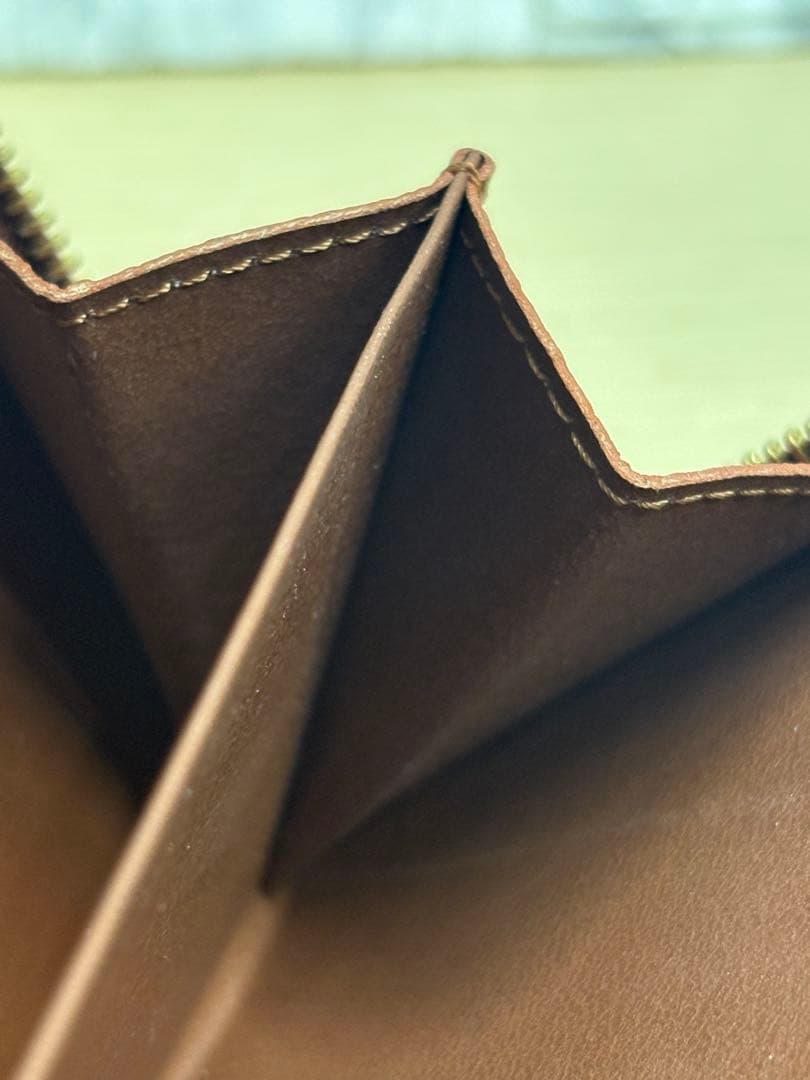 LOUIS VUITTON ルイヴィトン　折り財布　モノグラム　ユニセックス