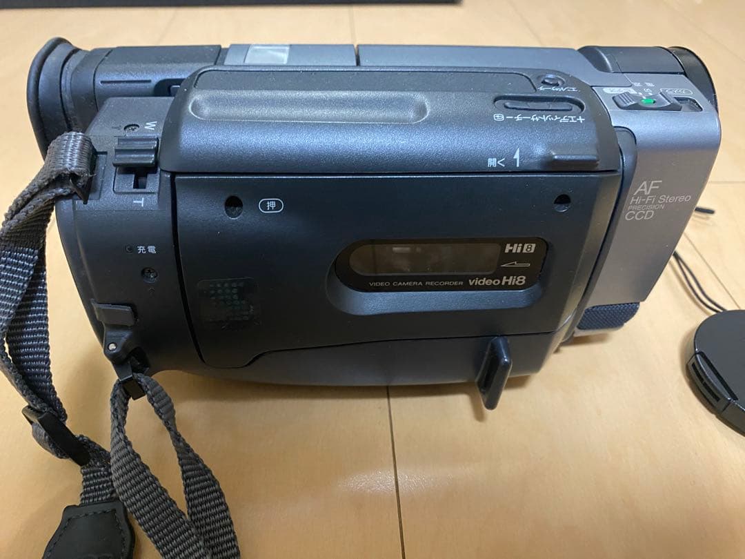 SONY Handycam CCD-TR3000 ビデオカメラ　付属品付き