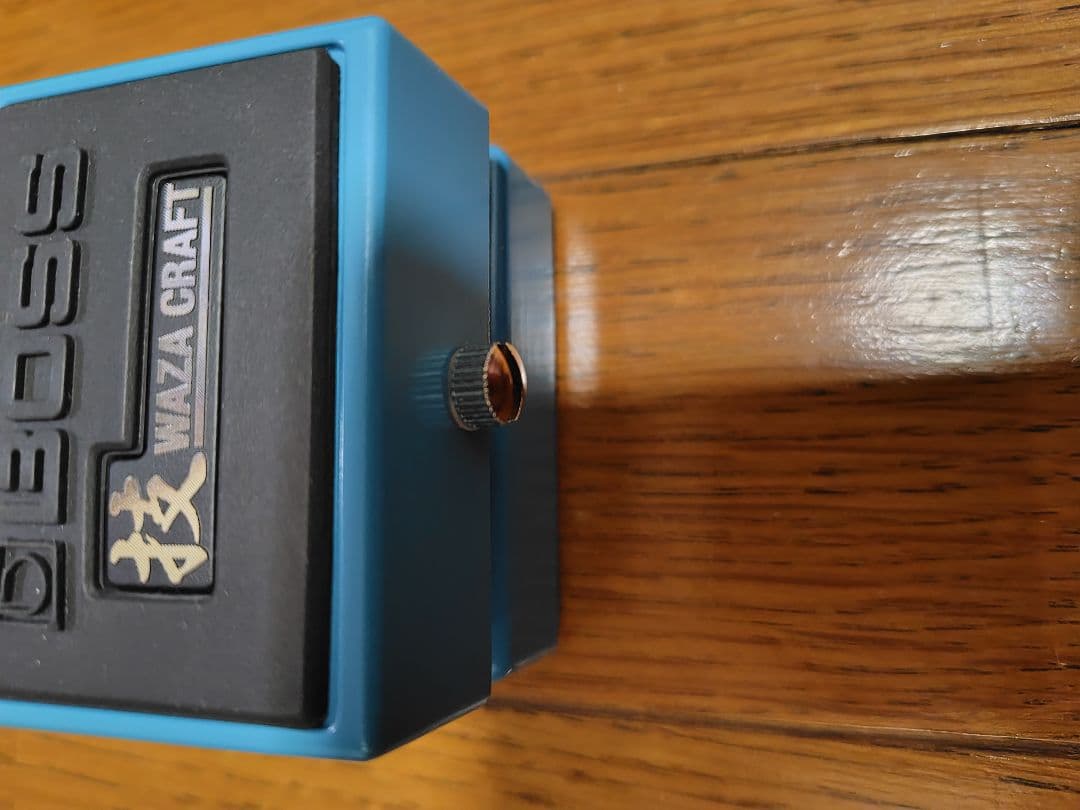 ギター BOSS Vibrato VB-2W