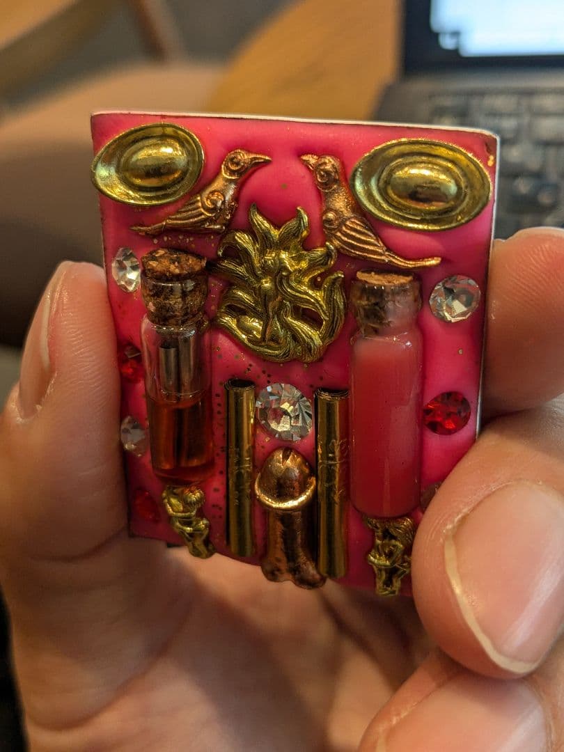 【廉価版！】タイのお守りプラクルアン！九尾の狐の女王様！恋愛＆金運が超アップ！