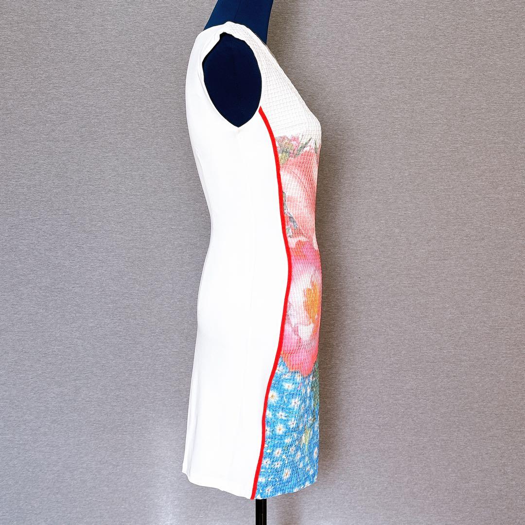 ☘️無料匿名配送 花柄 ワッフル素材 タイトワンピ 海外デザイン キャバドレス