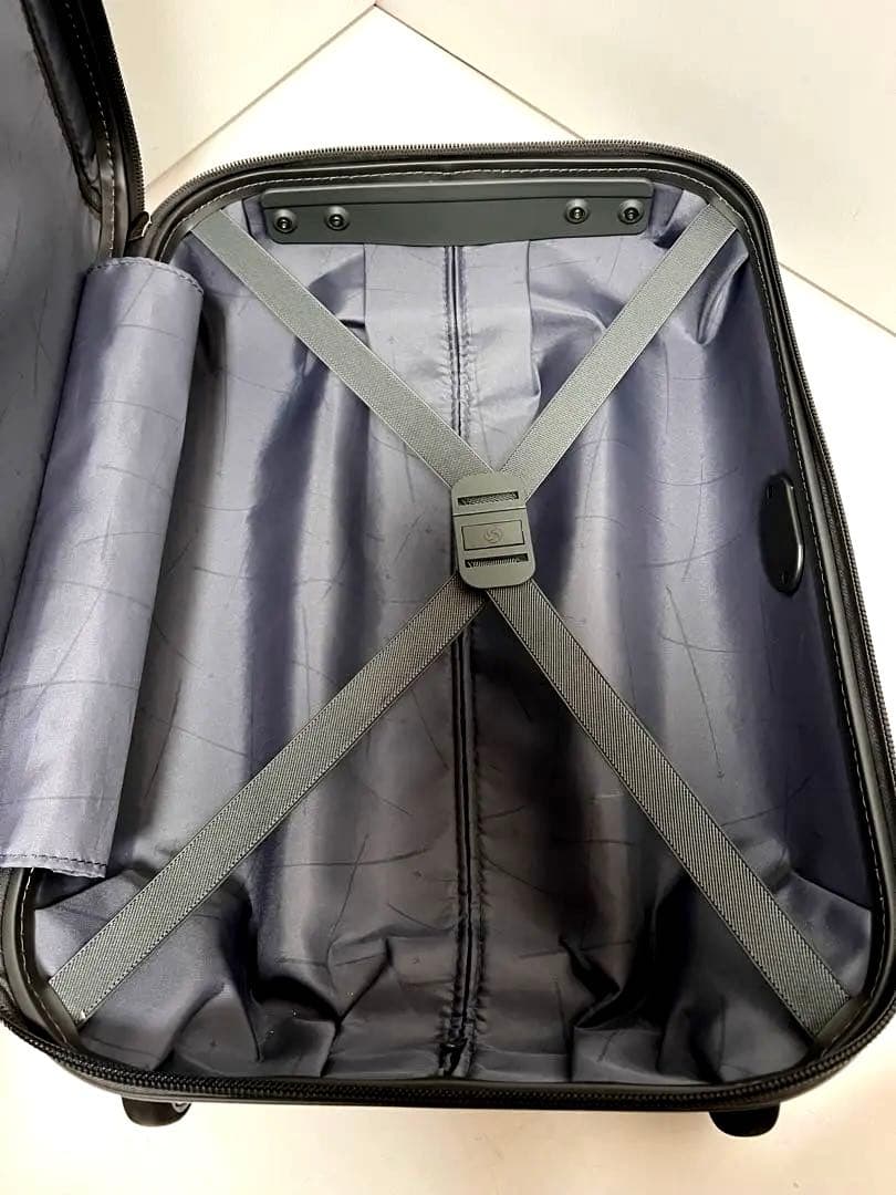 美品 Samsonite TSA 55cm 黒 軽量 キャリーケース 持ち込み可
