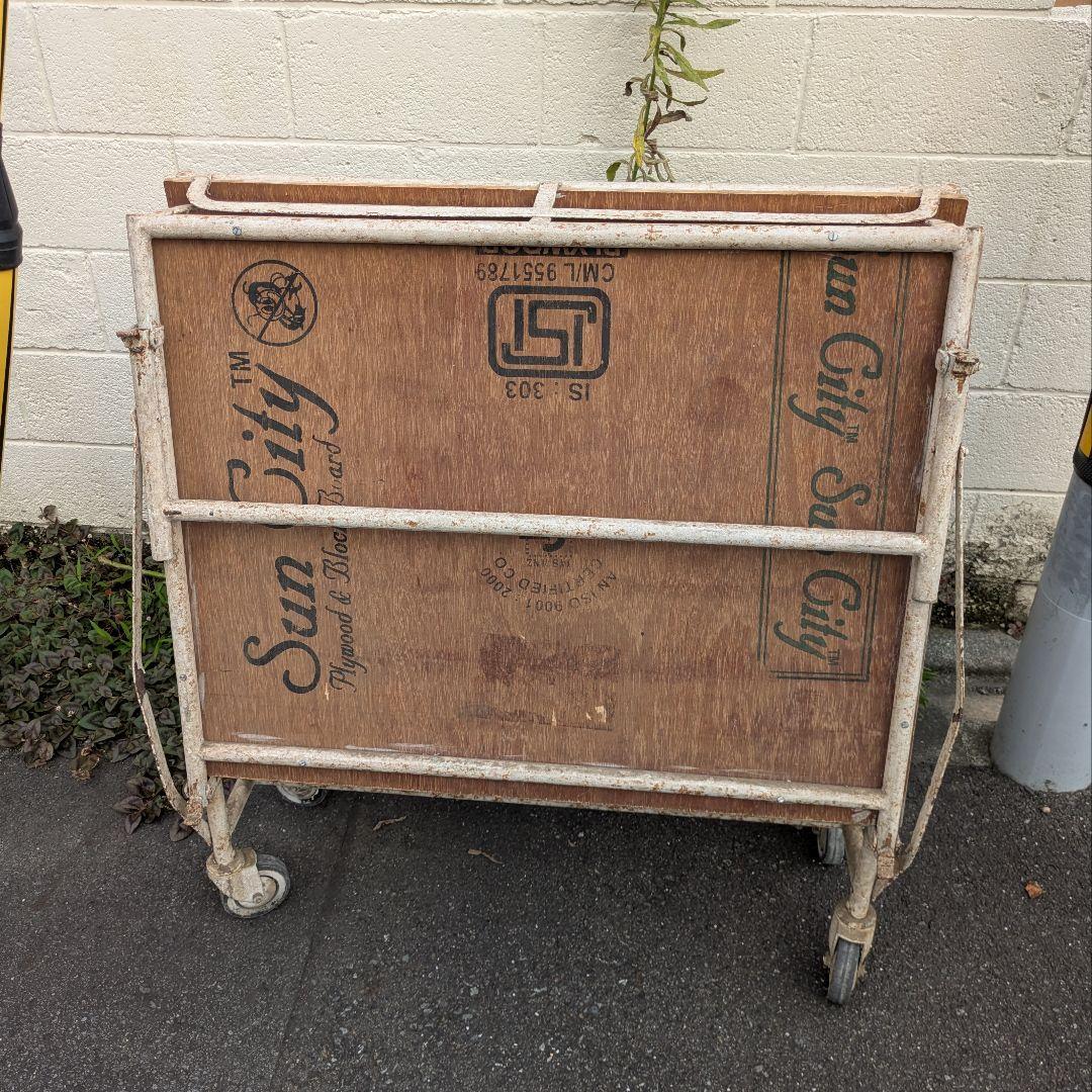 イギリスビンテージ 折り畳みベッド 簡易ベッド ビンテージ家具 インダストリアル