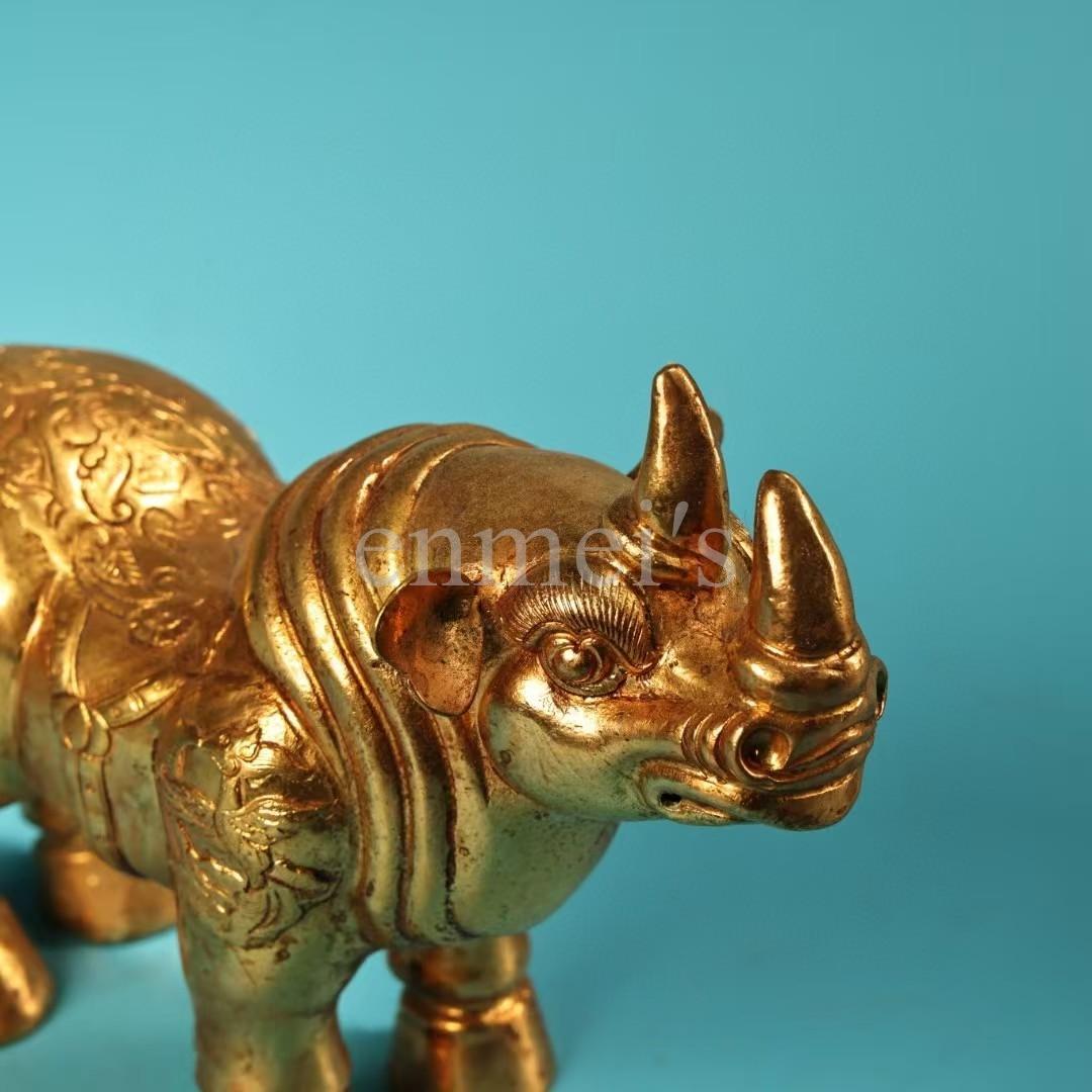 中国古美術・旧蔵細工犀牛セット・純銅製・鏨刻鎏金・高浮彫・置物・風水開運・文房具