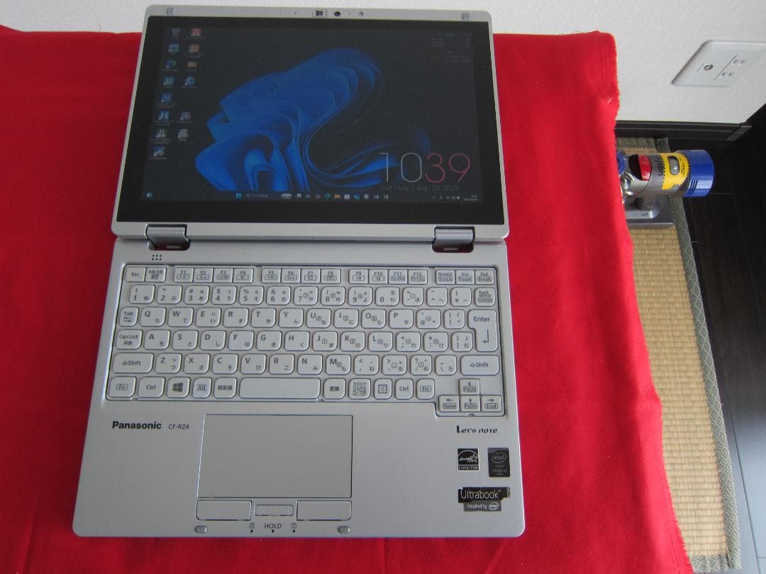 wakamatsu様【名機PANASONIC】CF-RZ4 10インチ