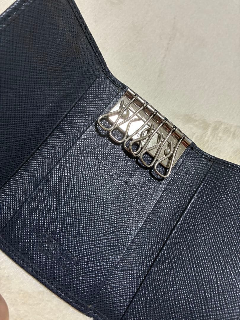 PRADA ネイビーレザー キーケース