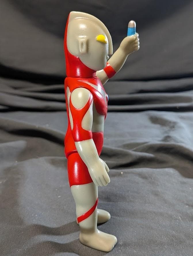 ウルトラマン ベータカプセル（Ｍ１号）ソフビフィギュア