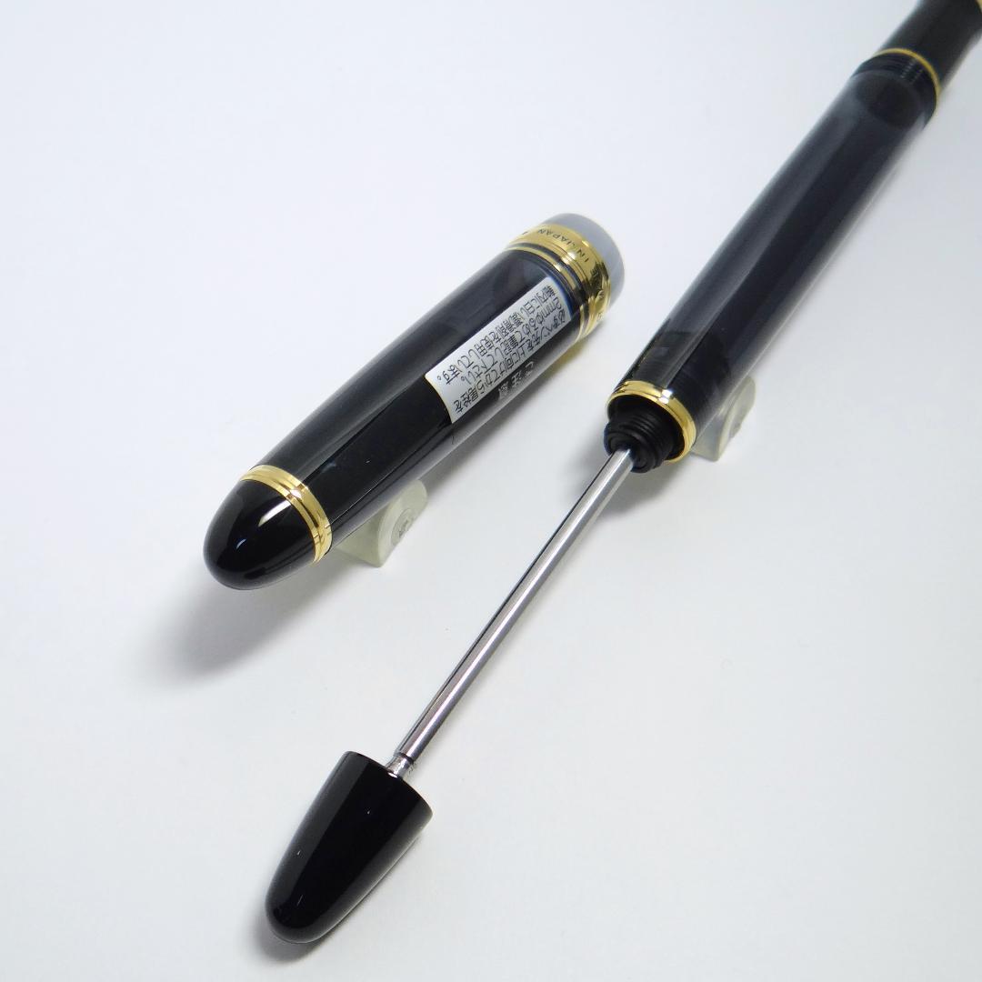 【未使用・買得】パイロット 万年筆 カスタム823P式 透明ブラック 14K-S