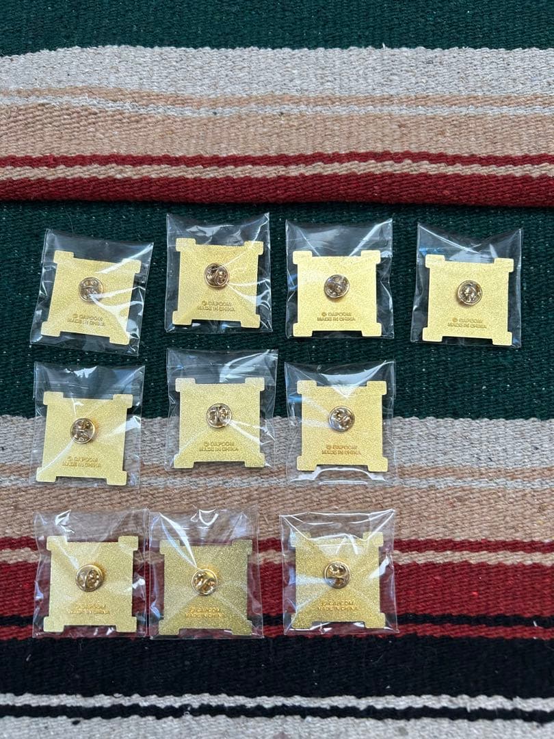 モンスターハンター　勲章ピンバッジコレクション