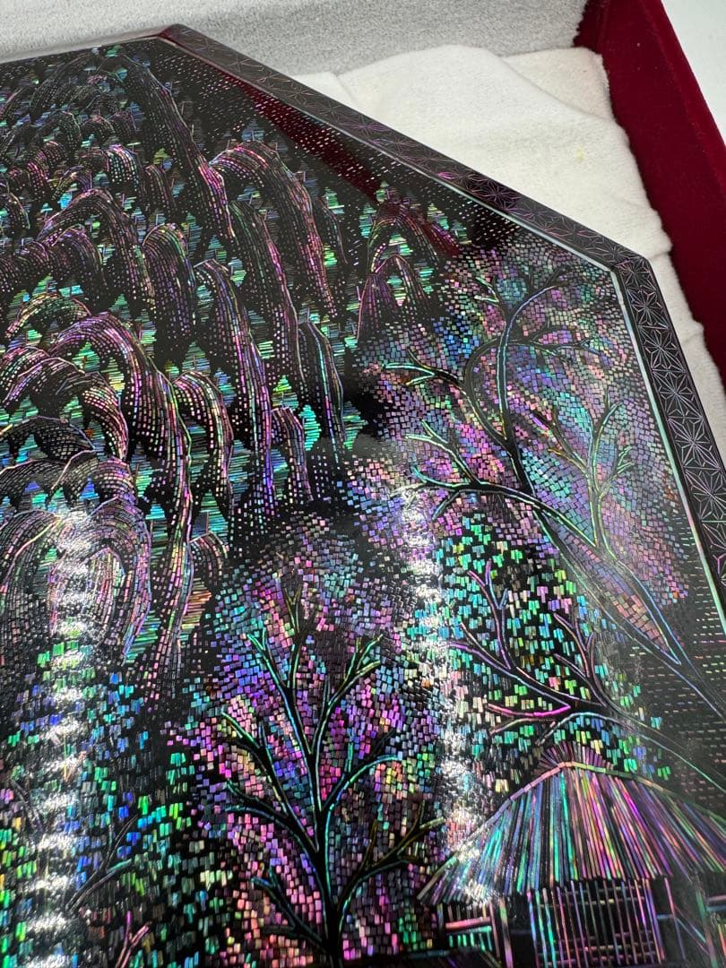 韓国製　八角螺鈿細工　漆器　螺鈿細工　小物入れ