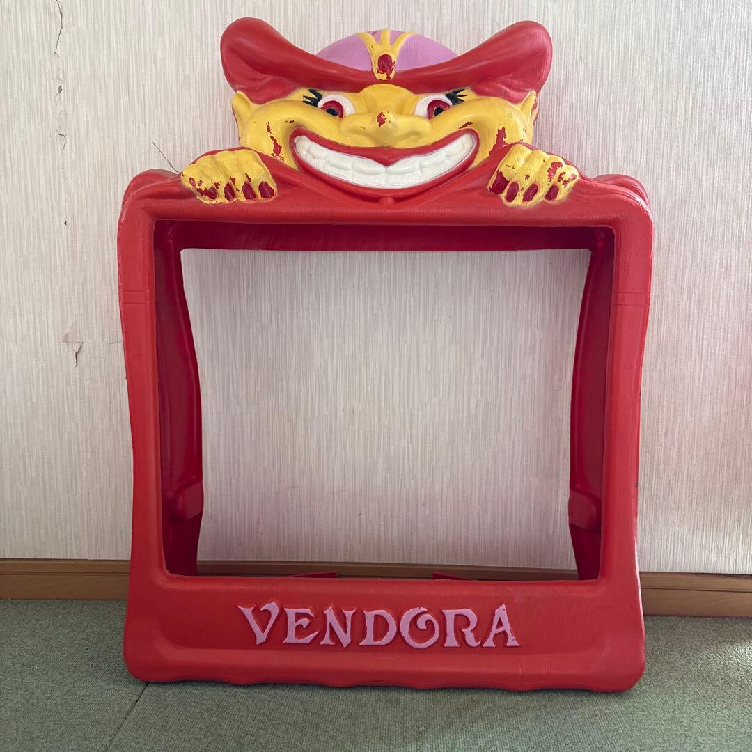 レア VENDORA ウェンディグマシン USA 魔女　ガム　お菓子