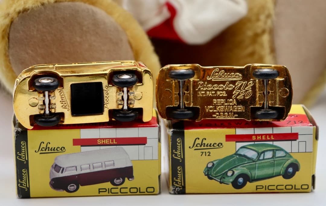 SCHUCO サンタクロース テディベア32cm ピッコロ２台付き