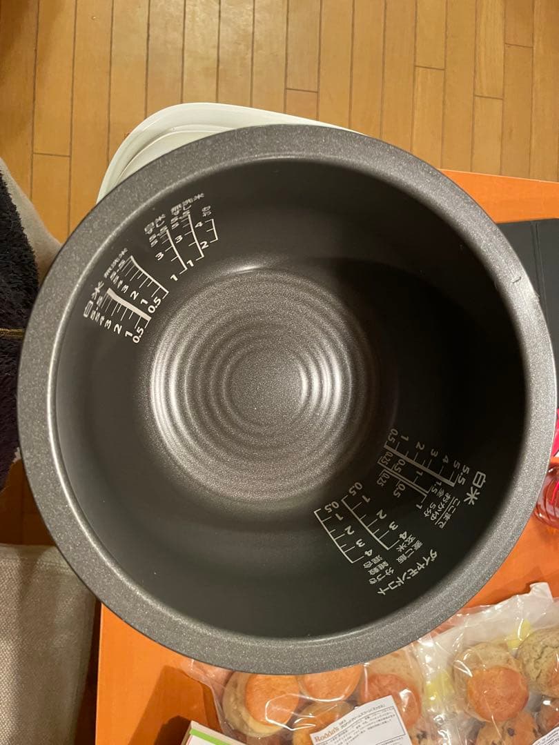 TOSHIBA 東芝真空圧力IHジャー炊飯器〈家庭用〉