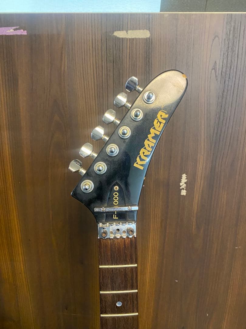 Q3081 KRAMER エレキギター F-1000 ジャンク パーツ取り