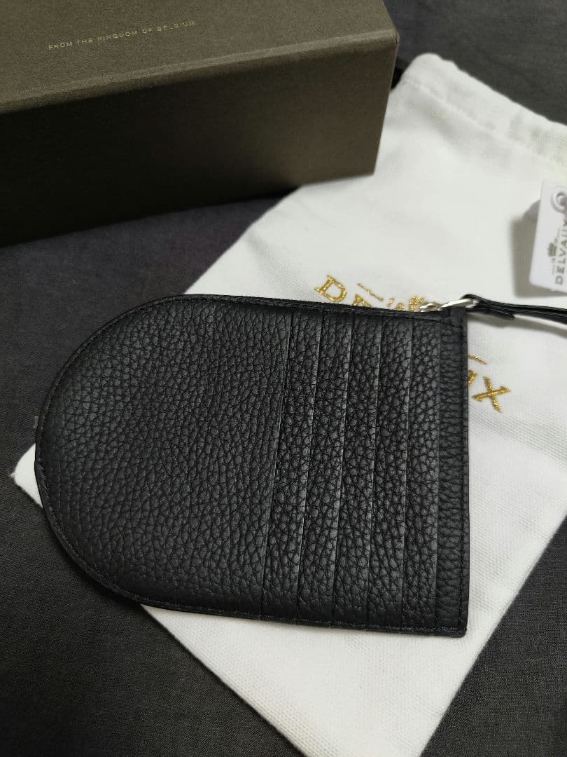 DELVAUX •カードケース Pin D Multifonctions