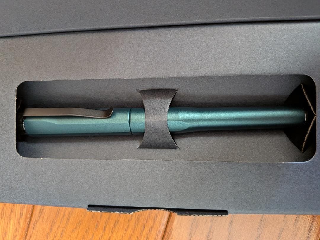 KURUTOGA DIVE クルトガダイブ デンスグリーン 【未使用新品】