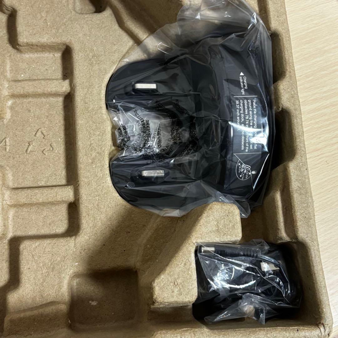 【新品】ロボット掃除機　Automatic Sweep Robo DB-302