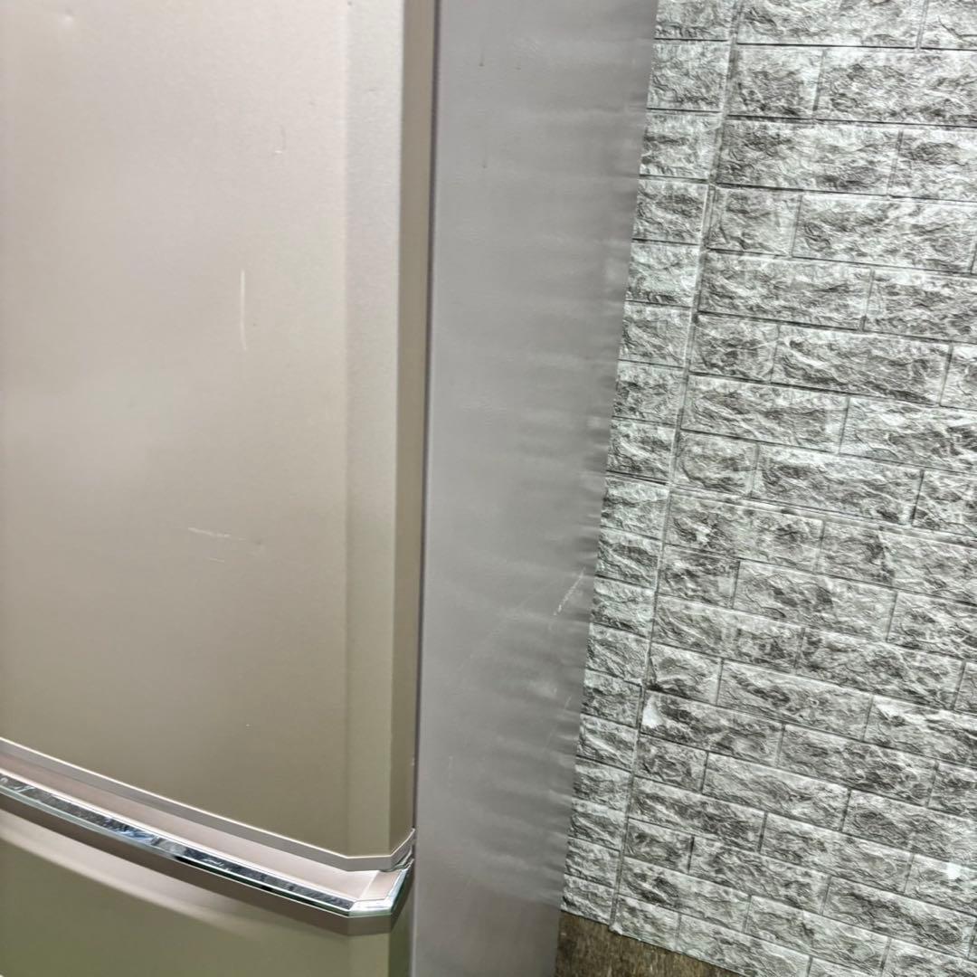 536 三菱　大型冷蔵庫　335L 小型　家庭用　自動製氷付き　右開き　18年製